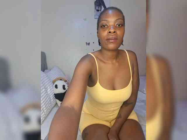 Beautifulhotass webcam