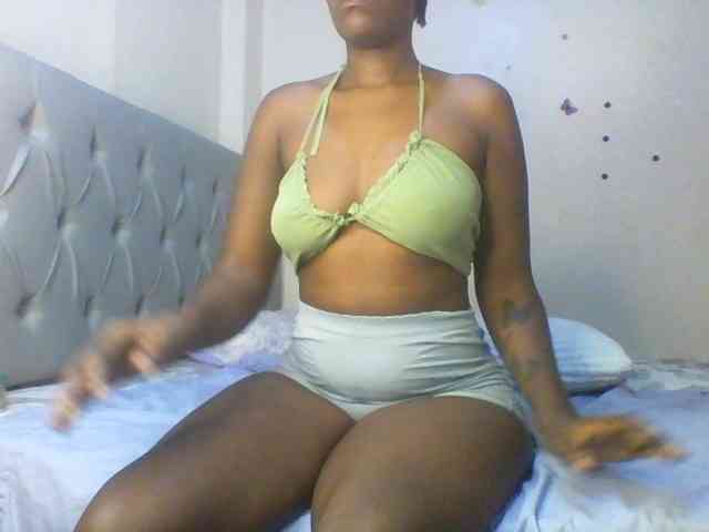 Beautifulhotass webcam