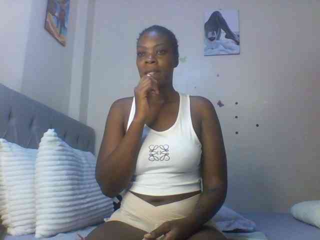 Beautifulhotass webcam