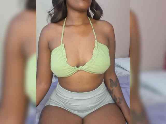 Beautifulhotass webcam