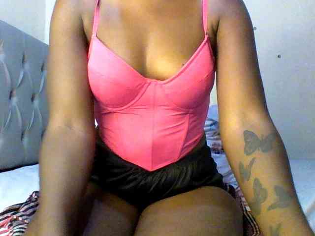 Beautifulhotass webcam