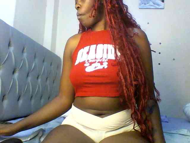 Beautifulhotass Live Webcam on BongaCams