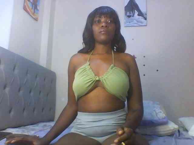 Beautifulhotass webcam