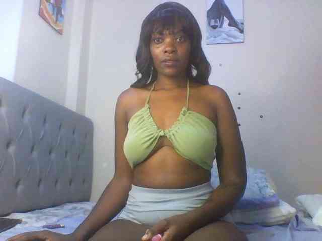 Beautifulhotass webcam