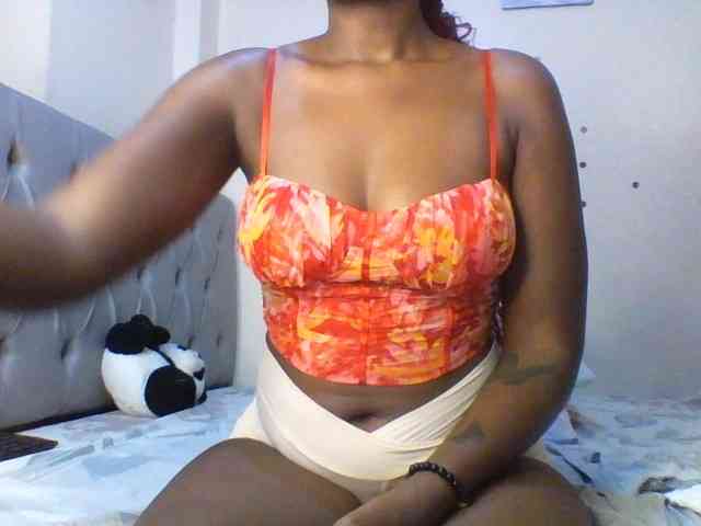 Beautifulhotass webcam
