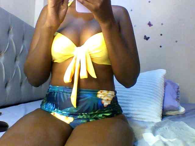 Beautifulhotass webcam