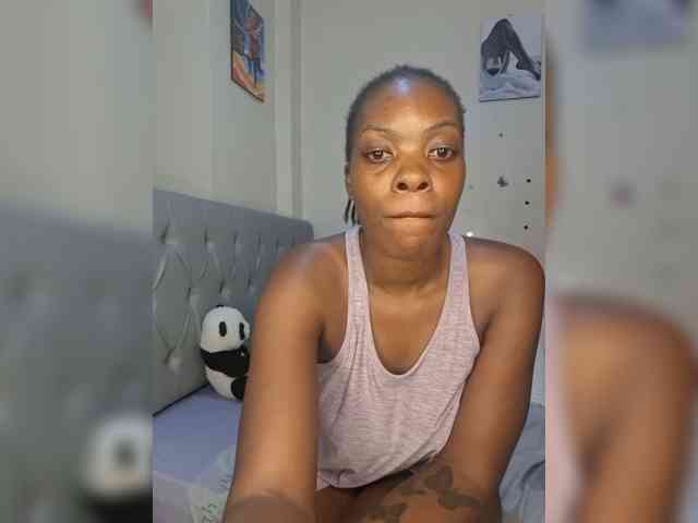 Beautifulhotass webcam