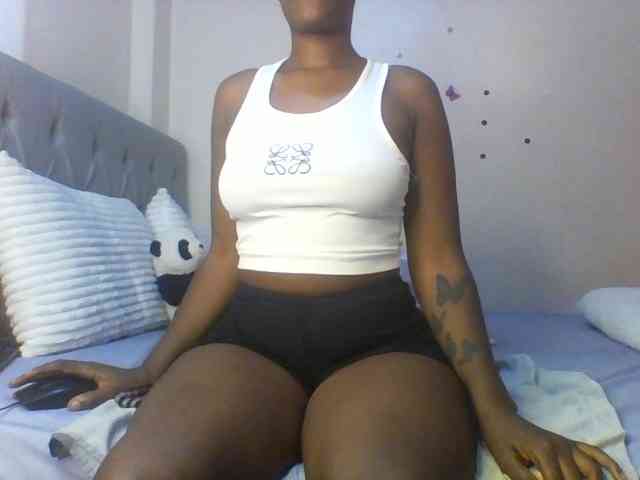 Beautifulhotass webcam