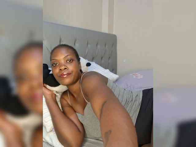 Beautifulhotass webcam