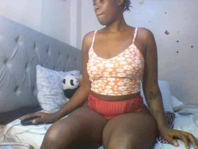 Beautifulhotass webcam