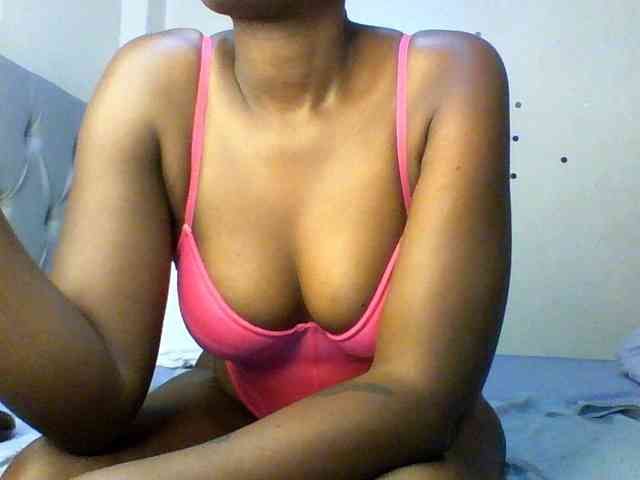 Beautifulhotass webcam