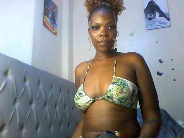 Beautifulhotass webcam