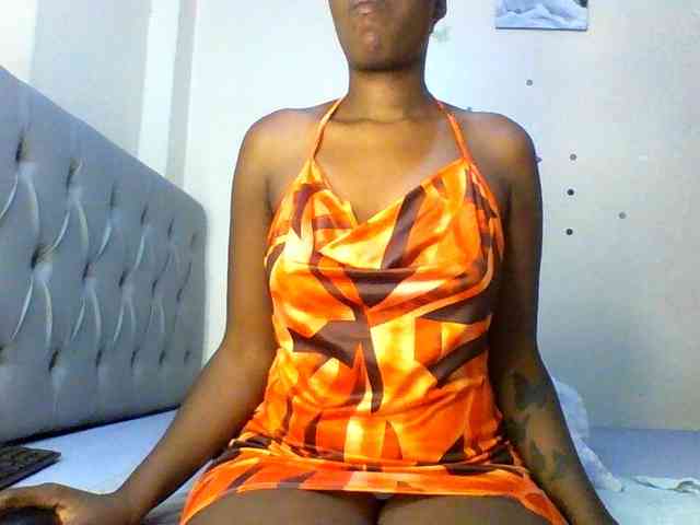 Beautifulhotass webcam