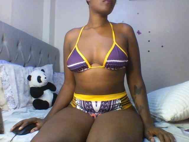 Beautifulhotass webcam