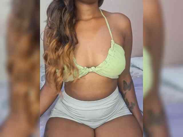 Beautifulhotass webcam
