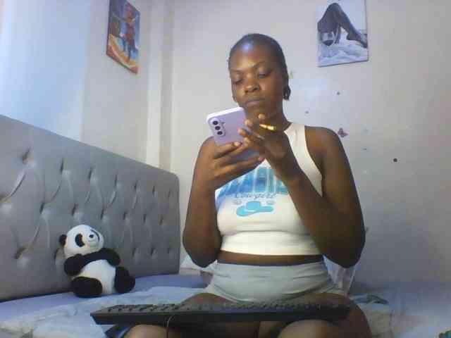 Beautifulhotass webcam