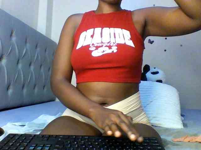 Beautifulhotass Live Webcam on BongaCams