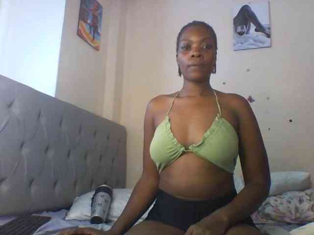 Beautifulhotass webcam