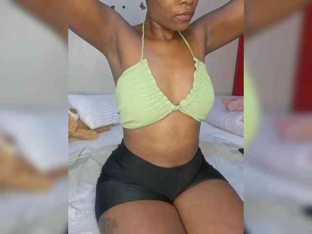 Beautifulhotass webcam