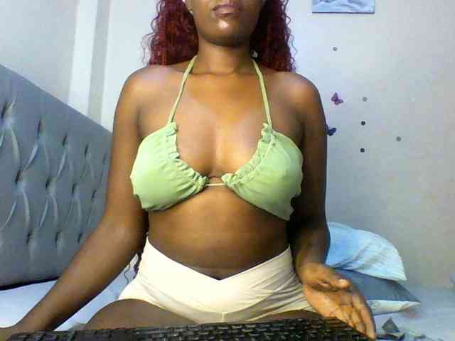 Beautifulhotass webcam