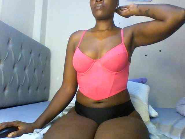 Beautifulhotass webcam