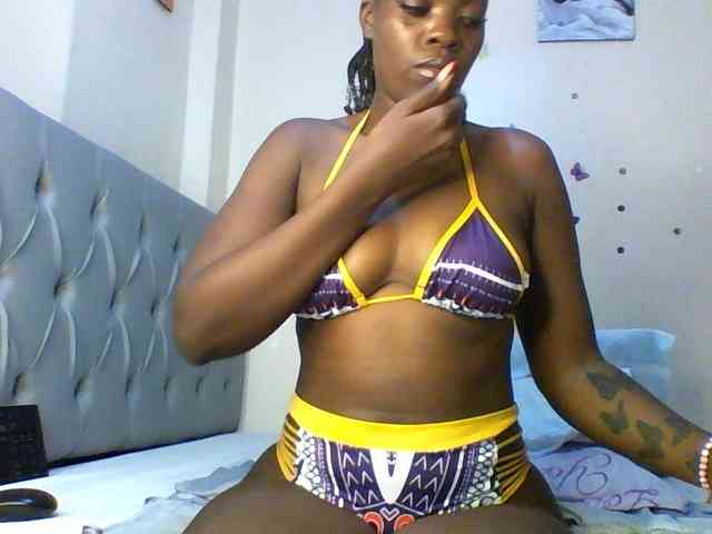 Beautifulhotass webcam