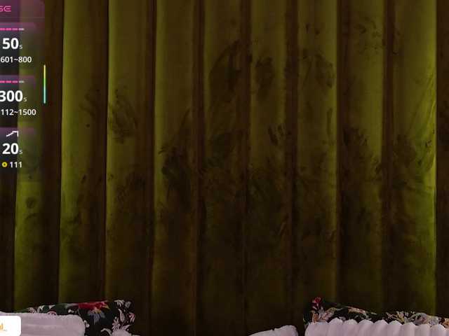 EvieRosie live cam on BongaCams