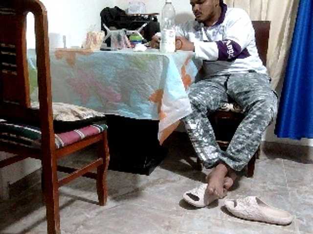 curiousnasty's BongaCams show and profile