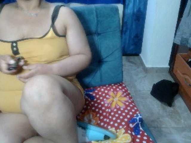 curiousnasty live cam on BongaCams