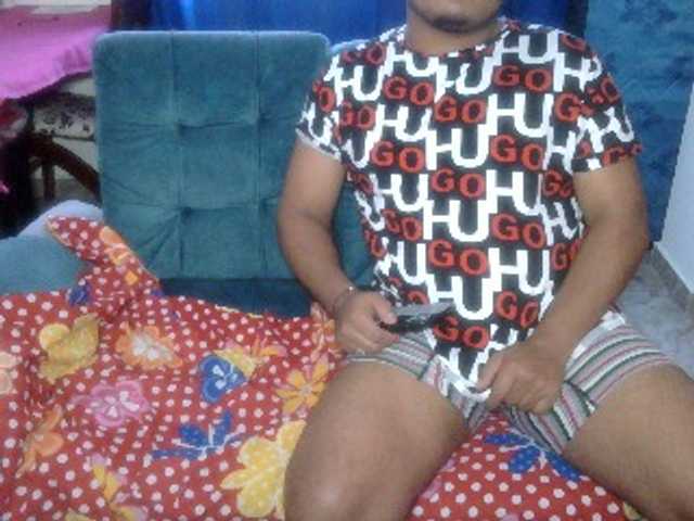 curiousnasty live cam on BongaCams