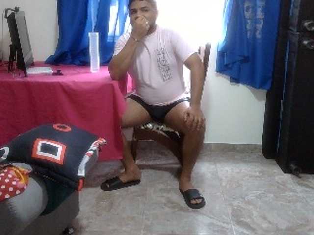curiousnasty live cam on BongaCams