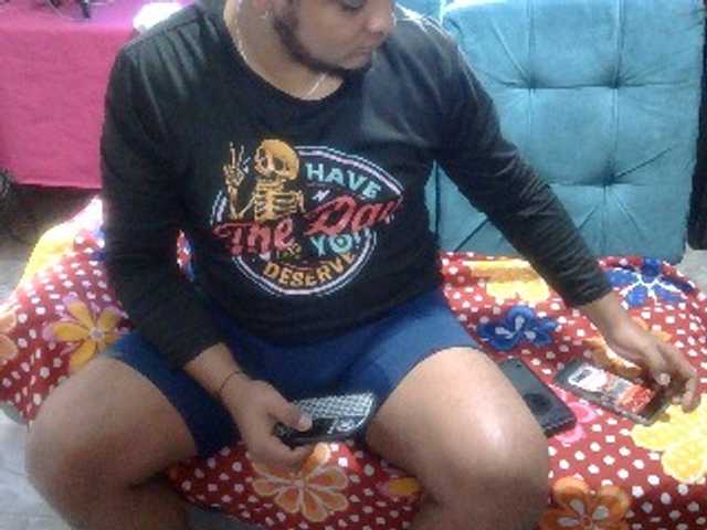 curiousnasty live cam on UnifiedCams