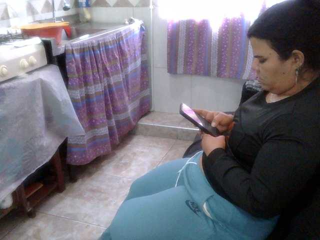 curiousnasty live cam on BongaCams