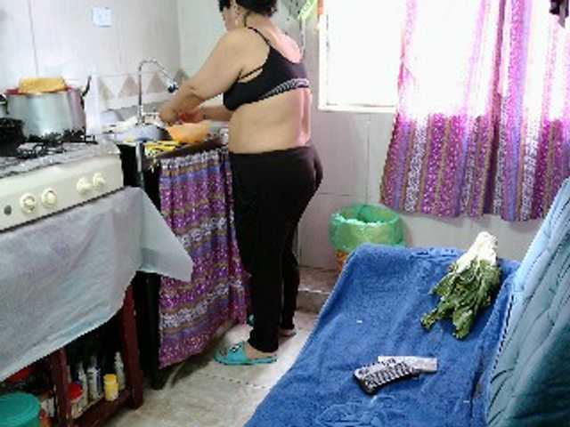 curiousnasty live cam on BongaCams