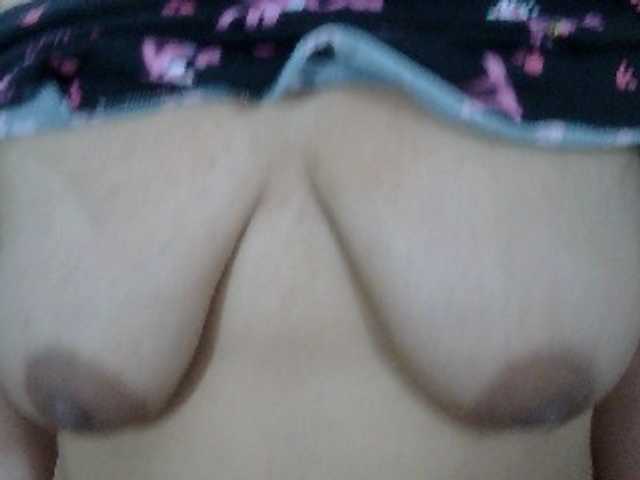 curiousnasty live cam on BongaCams