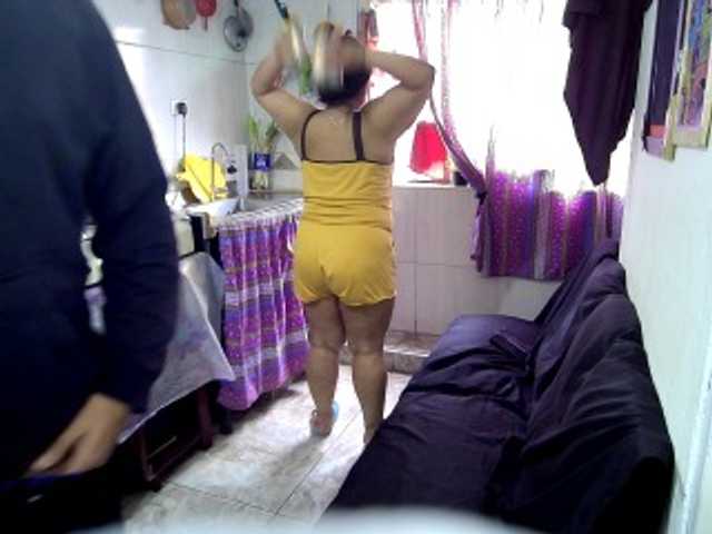 curiousnasty live cam on BongaCams