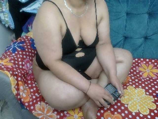 curiousnasty live cam on BongaCams