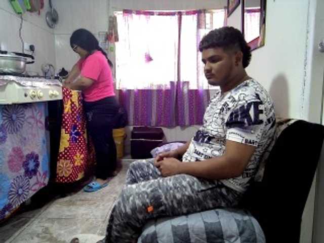 curiousnasty's BongaCams show and profile