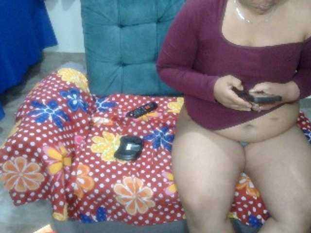 curiousnasty live cam on BongaCams