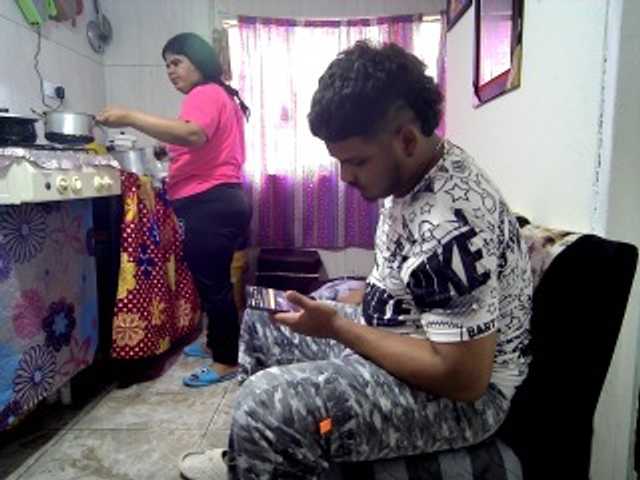 curiousnasty's BongaCams show and profile