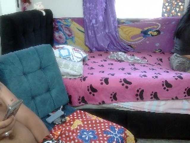 curiousnasty live cam on BongaCams