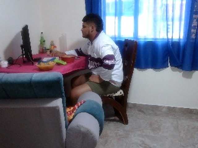 curiousnasty live cam on BongaCams
