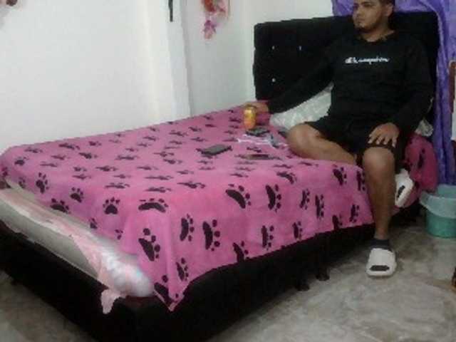 curiousnasty live cam on BongaCams