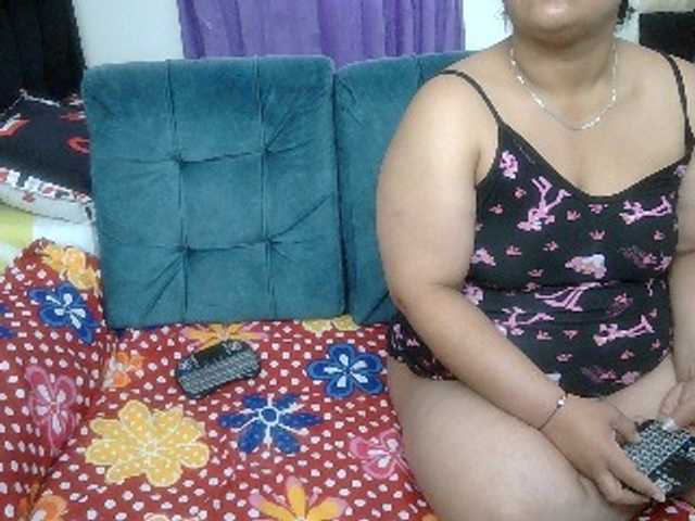 curiousnasty live cam on BongaCams
