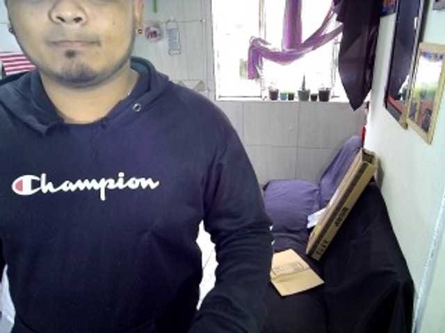 curiousnasty live cam on BongaCams