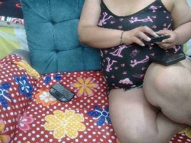 curiousnasty live cam on BongaCams