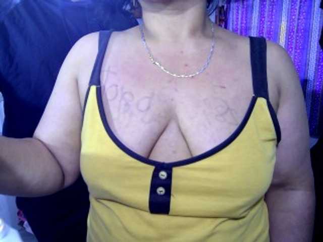 curiousnasty live cam on BongaCams