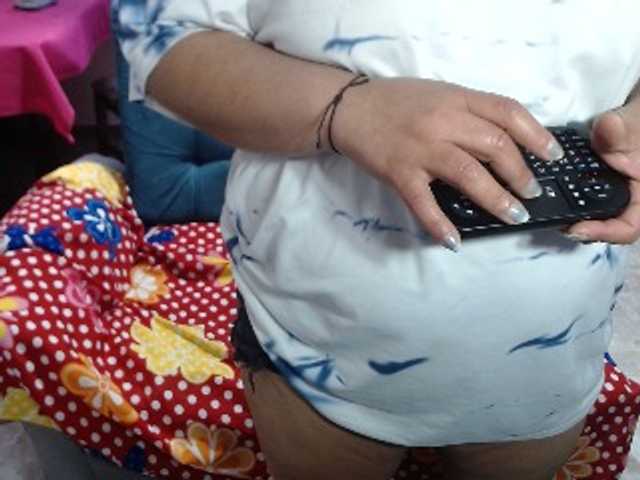 curiousnasty live cam on BongaCams
