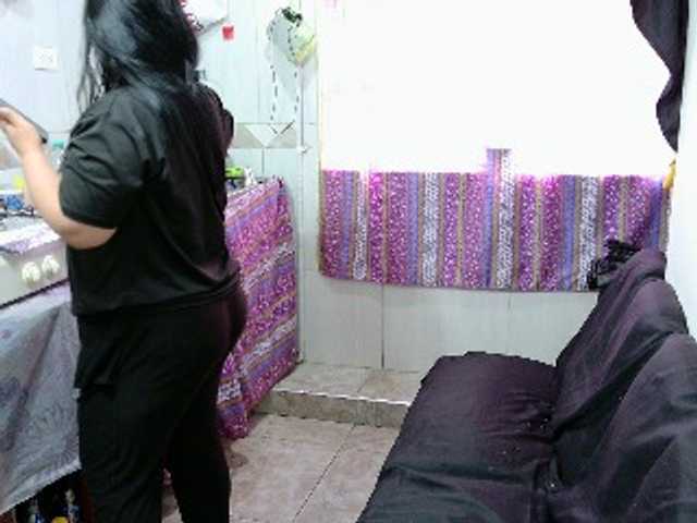 curiousnasty live cam on BongaCams