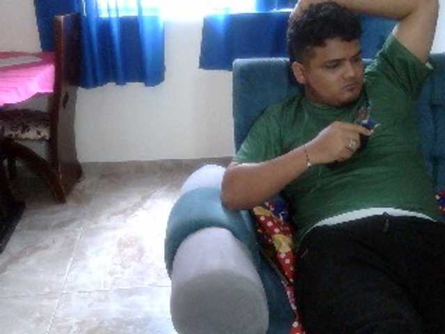 curiousnasty live cam on BongaCams